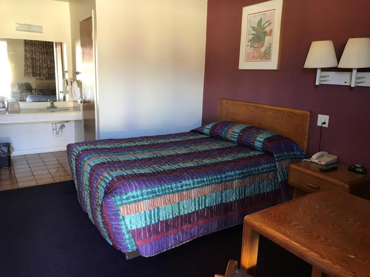 Luxury Inn George West المظهر الخارجي الصورة