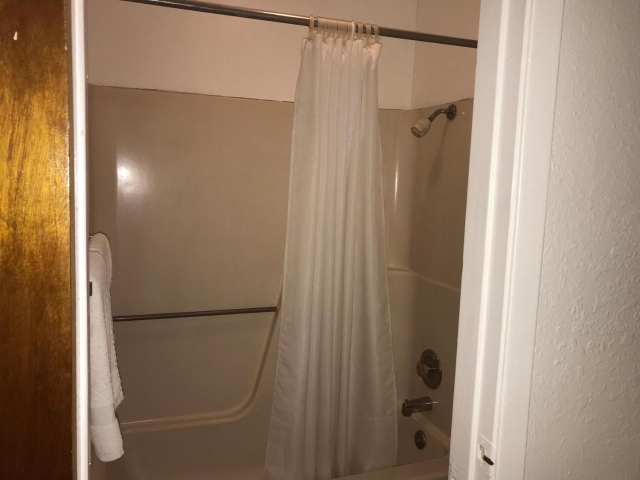 Luxury Inn George West المظهر الخارجي الصورة